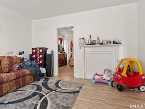 1036 Maplewood Avenue, Bridgeport CT 06605