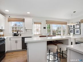 1117 Black Rock Turnpike 1117, Fairfield CT 06825
