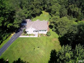 18 Head Of Meadow Road, Newtown CT 06470