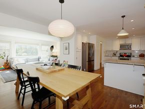 18 Head Of Meadow Road, Newtown CT 06470