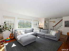 18 Head Of Meadow Road, Newtown CT 06470