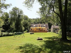 18 Head Of Meadow Road, Newtown CT 06470