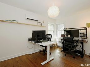 18 Head Of Meadow Road, Newtown CT 06470