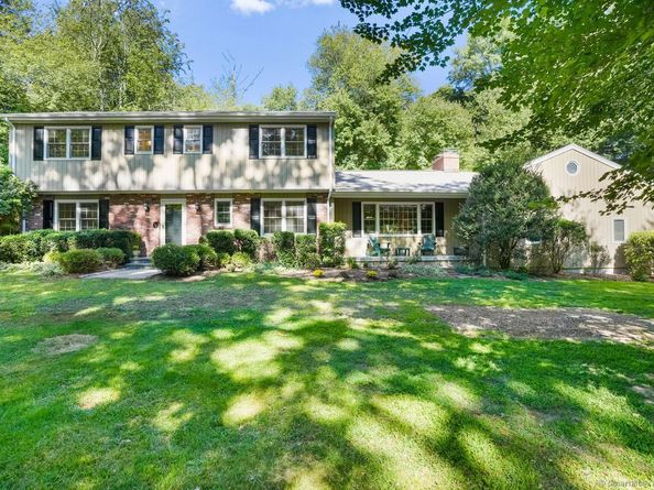 545 Surrey Lane, Fairfield CT 06824