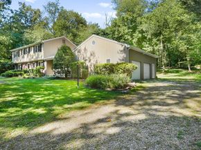 545 Surrey Lane, Fairfield CT 06824