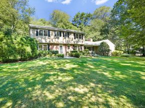 545 Surrey Lane, Fairfield CT 06824