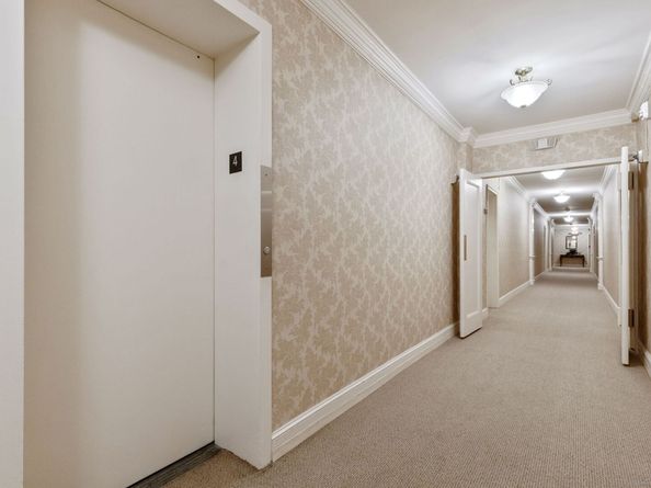 4 Putnam Hill Lane, Greenwich CT 06830