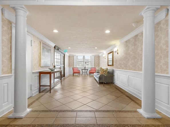 4 Putnam Hill Lane, Greenwich CT 06830