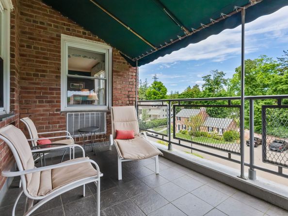 4 Putnam Hill Lane, Greenwich CT 06830