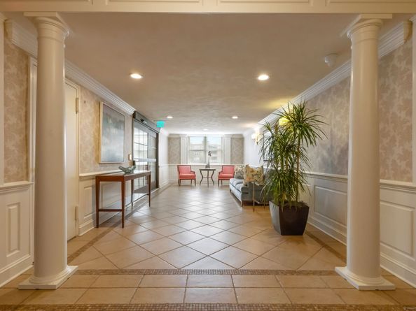 4 Putnam Hill Lane, Greenwich CT 06830