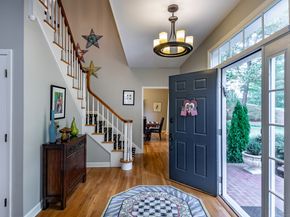 32 Sail Harbour Drive, New Fairfield CT 06812