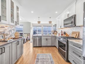32 Harbour View Place 32, Stratford CT 06615