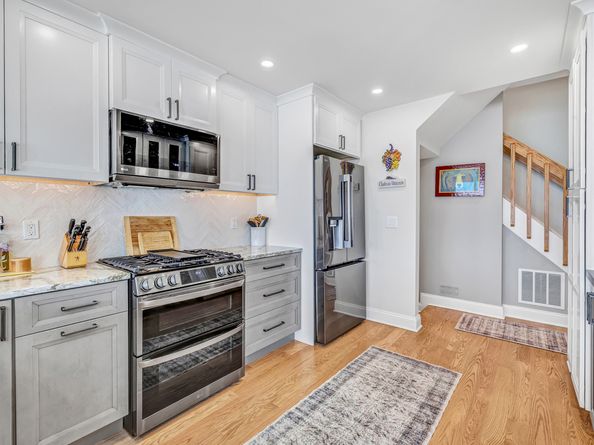 32 Harbour View Place 32, Stratford CT 06615