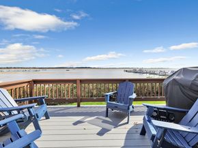 32 Harbour View Place 32, Stratford CT 06615