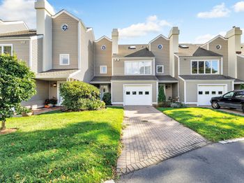 32 Harbour View Place
