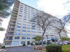 2625 Park Avenue 5N, Bridgeport CT 06604