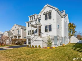 127 Paul Place, Fairfield CT 06824