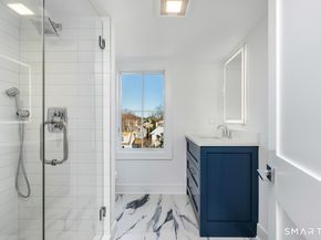 127 Paul Place, Fairfield CT 06824