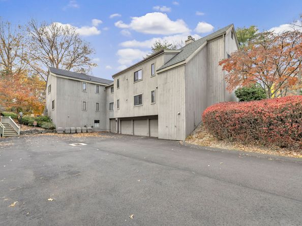 35 Algonquin Lane D, Stratford CT 06614