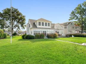 9 Sylvester Court, Norwalk CT 06855
