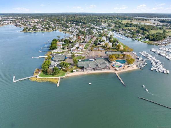 9 Sylvester Court, Norwalk CT 06855