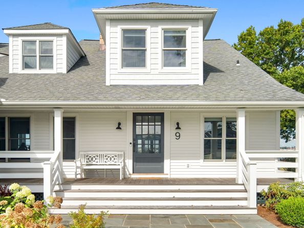 9 Sylvester Court, Norwalk CT 06855