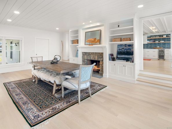 9 Sylvester Court, Norwalk CT 06855