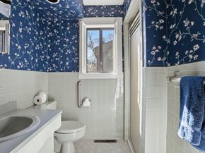 375 Piute Lane B, Stratford CT 06614