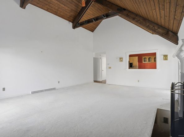 375 Piute Lane B, Stratford CT 06614