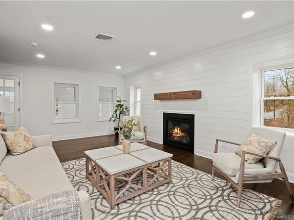 421 Shelton Road, Trumbull CT 06611