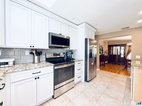 28 Pamlynn Road, Stamford CT 06905