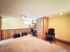 28 Pamlynn Road, Stamford CT 06905