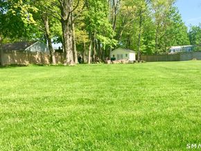 120 Saddle View Road, Fairfield CT 06825