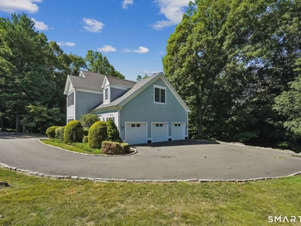 132 E Hunting Ridge Road, Stamford CT 06903