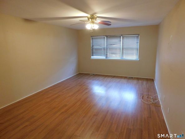 50 Greenhouse Road 10A, Bridgeport CT 06606