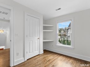 15 N Salem Road, Ridgefield CT 06877