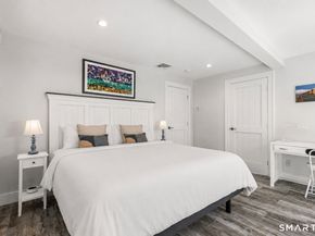 253 Tokeneke Road, Darien CT 06820