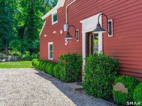 253 Tokeneke Road, Darien CT 06820