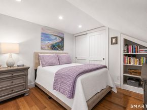253 Tokeneke Road, Darien CT 06820