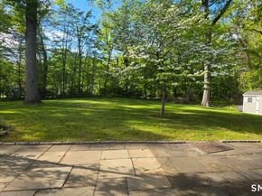 14 Fullmar Lane, Norwalk CT 06850