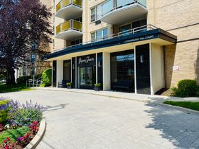 1 Strawberry Hill Court APT 1A, Stamford CT 06902