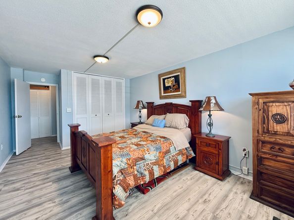 1 Strawberry Hill Court APT 1A, Stamford CT 06902