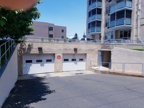 1 Strawberry Hill Court APT 1A, Stamford CT 06902