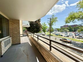 1 Strawberry Hill Court APT 1A, Stamford CT 06902