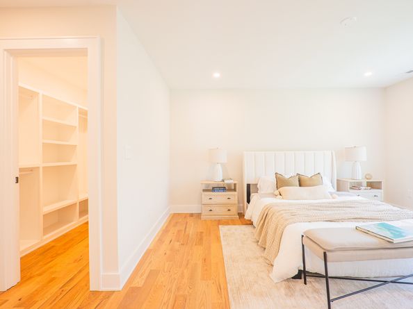 6 Brookview Heights Court, Shelton CT 06484