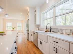 6 Brookview Heights Court, Shelton CT 06484
