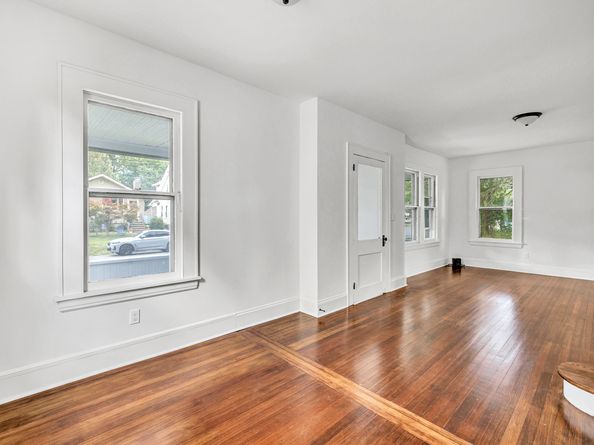 83 William Street, Stratford CT 06614