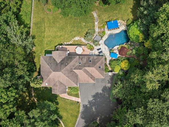 44 Scofield Farms, Darien CT 06820