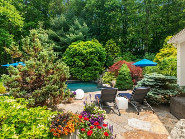 44 Scofield Farms, Darien CT 06820