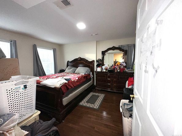 18 Soundview Avenue, Norwalk CT 06854